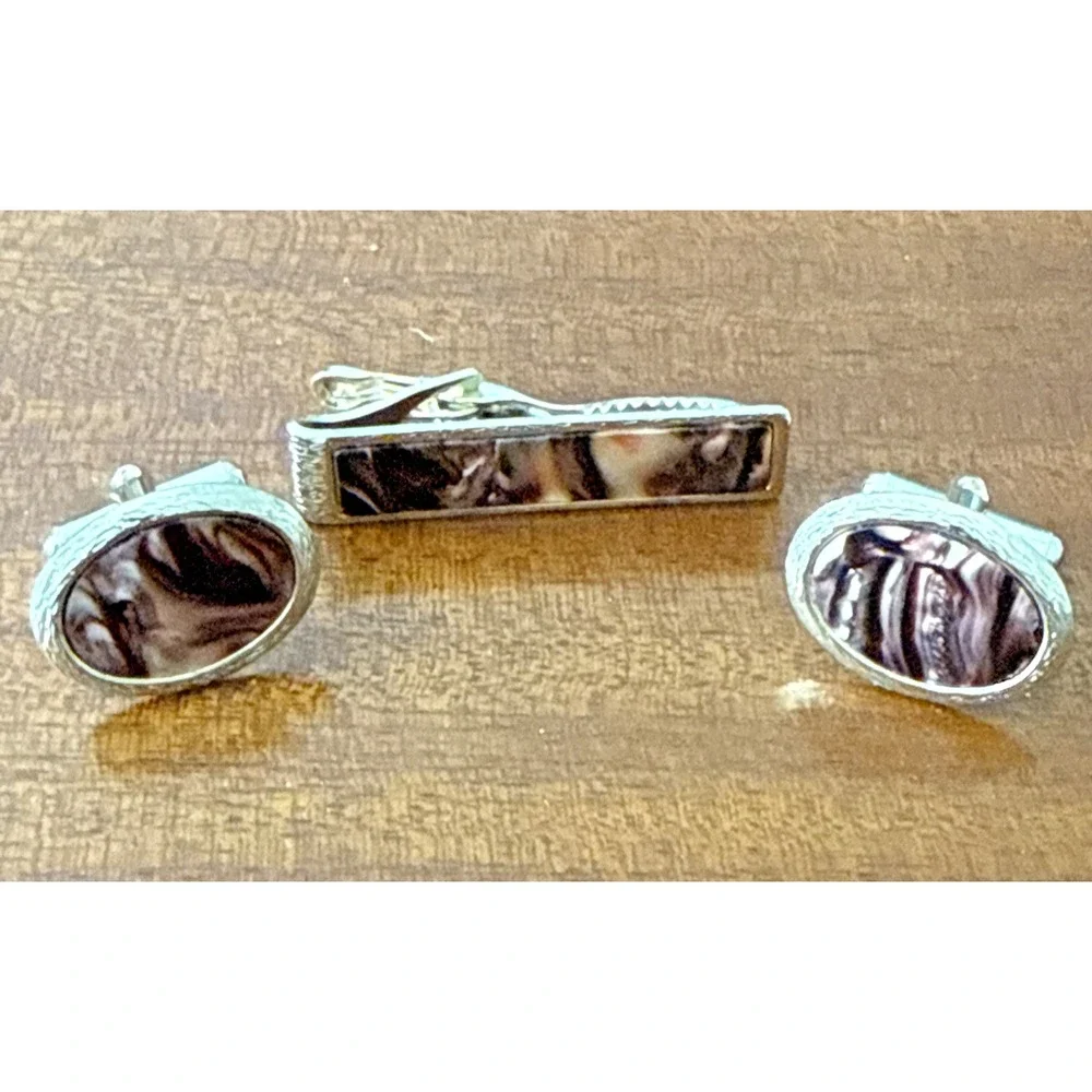 Vintage Marbled Lucite Cufflinks & Tie Bar Set • Gold Tone Oval & Rectangle Desi